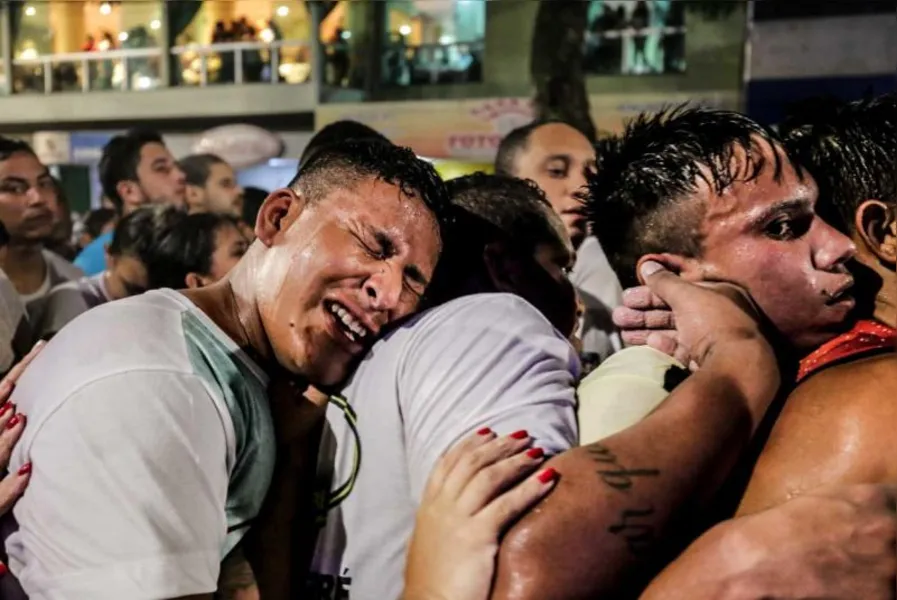 Um rio de gente, um mar de fé
