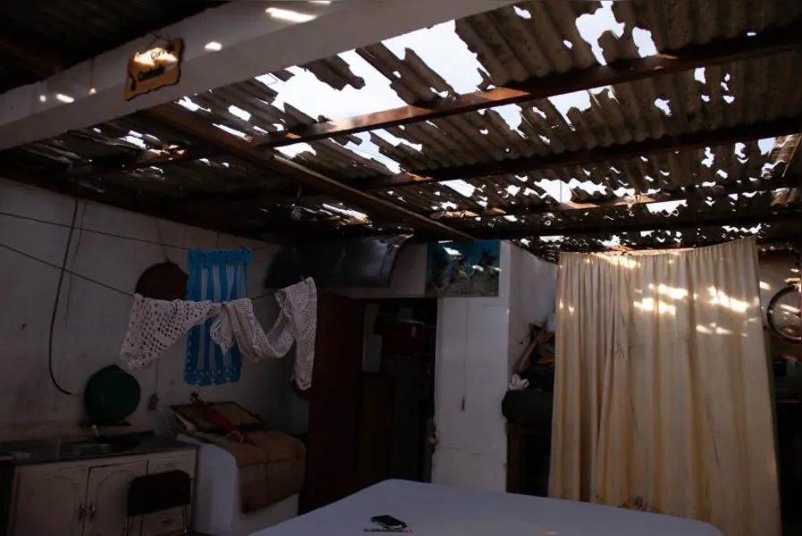 Após temporal, moradores se mobilizam para reconstruir Sengés