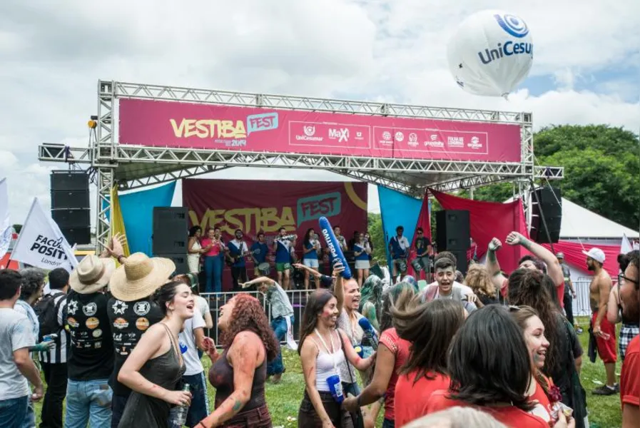 Tinta, ovos e muita alegria marcaram o VestibaFest