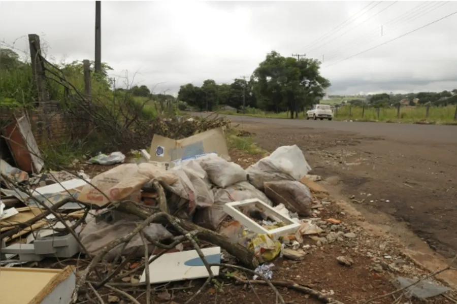 Fundos de vale acumulam focos de dengue