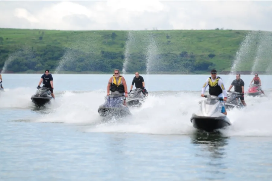 Adrenalina sobre as águas