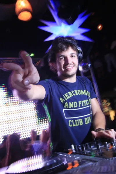 SOCIEDADE Londrina - Thiago Nassif