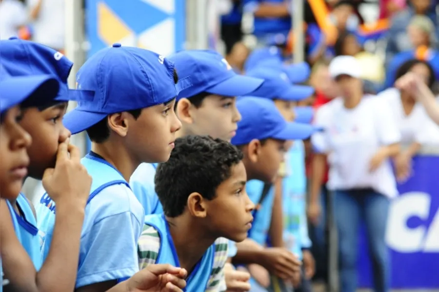 Corrida reúne 1,5 mil pequenos competidores