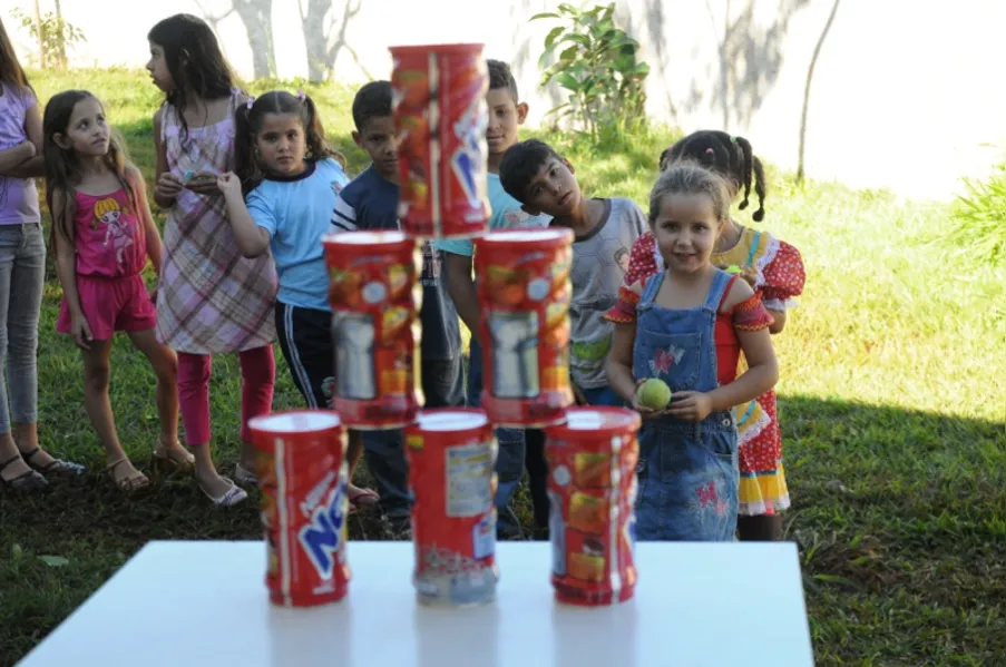 Festa junina para aproximar famílias