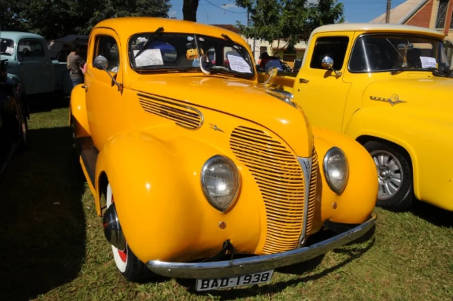 Revigorado, Ford Club Coupe passa dos 70