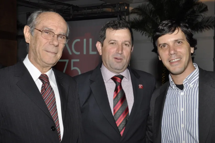 SOCIEDADE Londrina - Thiago Nassif
