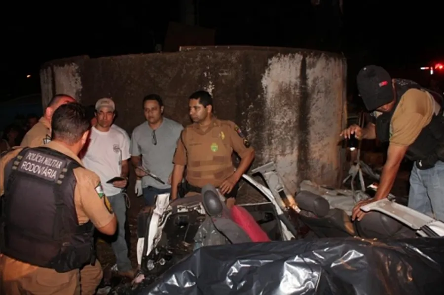 Seis pessoas morrem em capotamento na PR-437