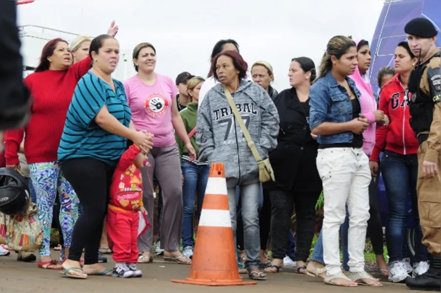 Rebelião em presídio deixa três feridos em Londrina