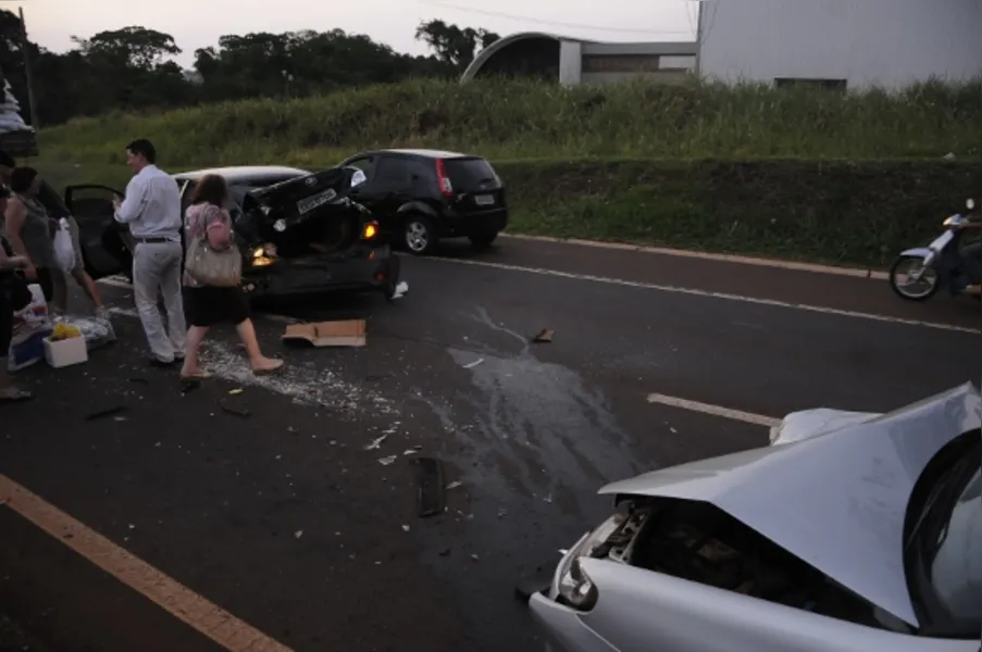 Acidentes congestionam BR-369 nos dois sentidos