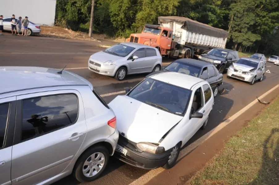 Acidentes congestionam BR-369 nos dois sentidos