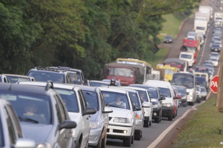 Acidentes congestionam BR-369 nos dois sentidos