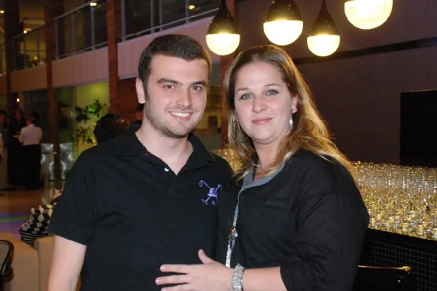 FOLHA GENTE - THIAGO NASSIF