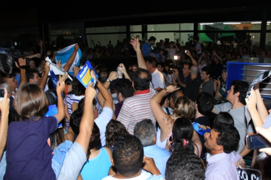 Confira as imagens mais marcantes do segundo turno em Londrina