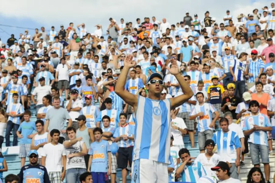 LEC estreia com goleada sobre Toledo