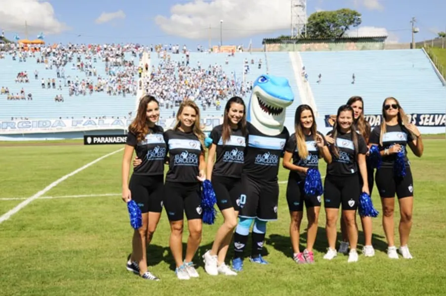 LEC estreia com goleada sobre Toledo
