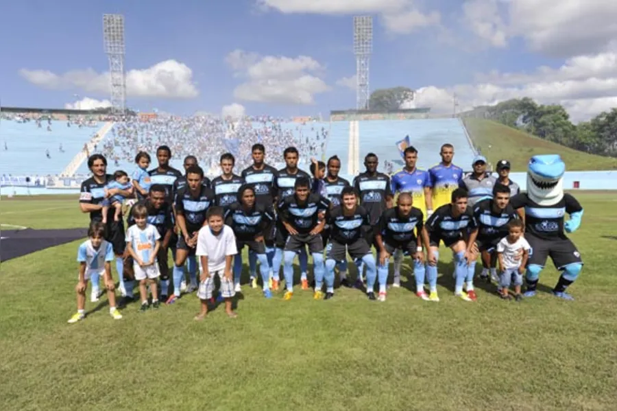 LEC estreia com goleada sobre Toledo