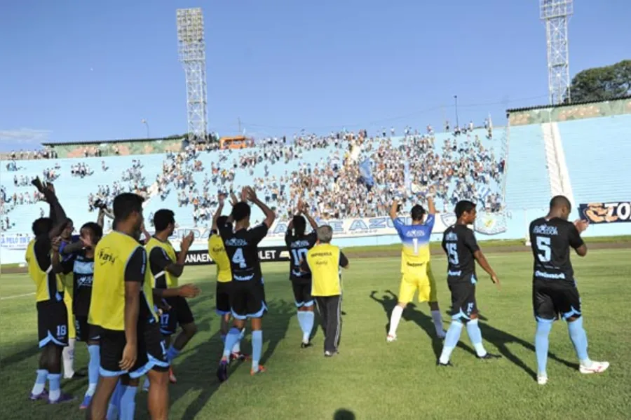 LEC estreia com goleada sobre Toledo