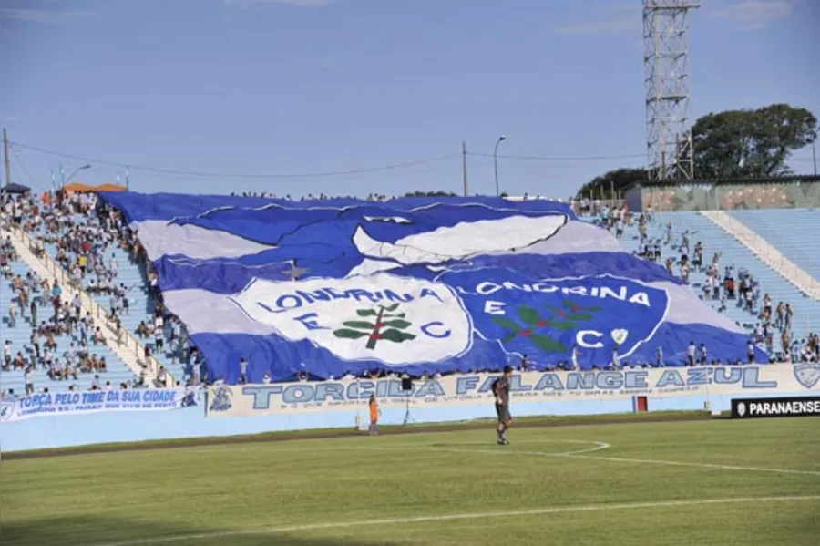 LEC estreia com goleada sobre Toledo