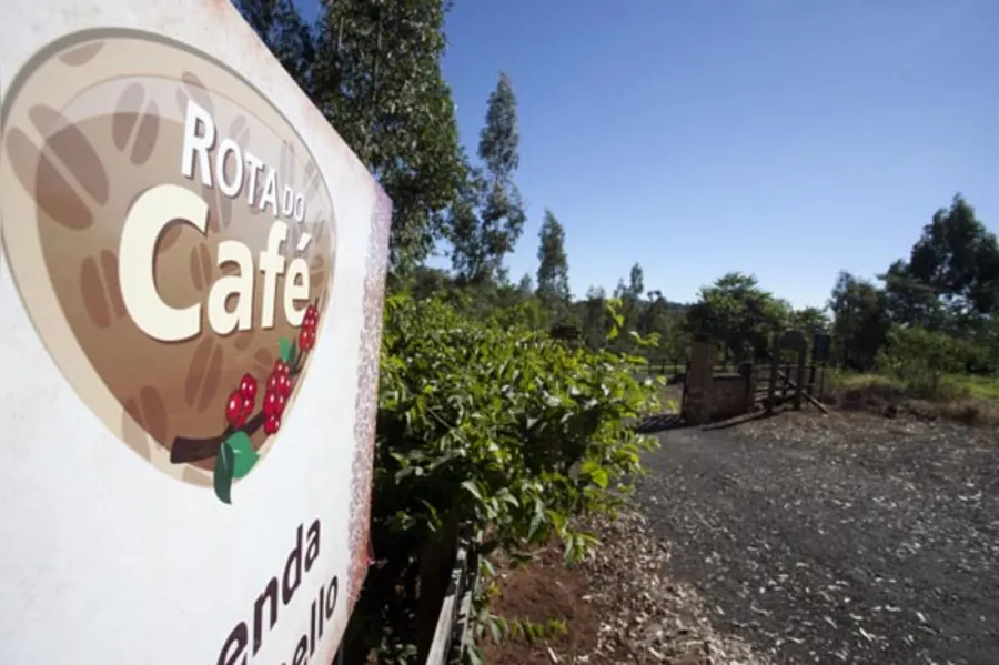 Uma rota de sossego, história e café