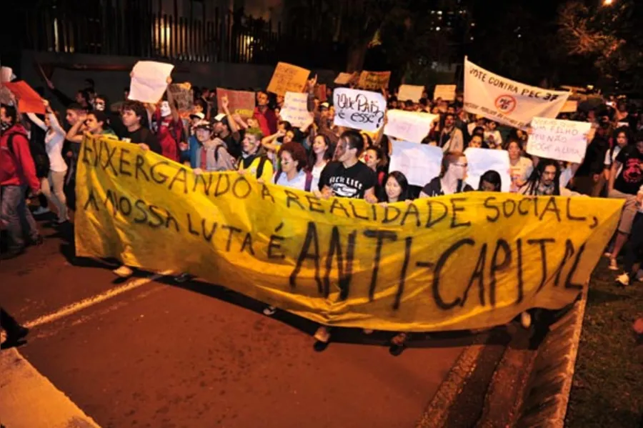 Onda de protestos toma conta do País