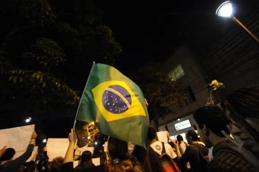 Confira galeria de imagens dos protestos em Londrina