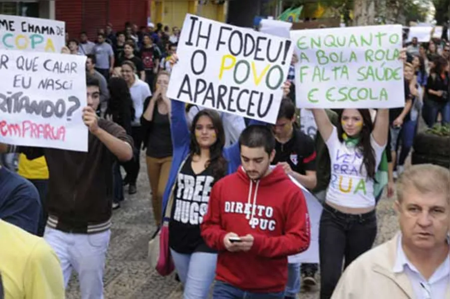 Manifestantes tomam conta da Higienópolis; acompanhe