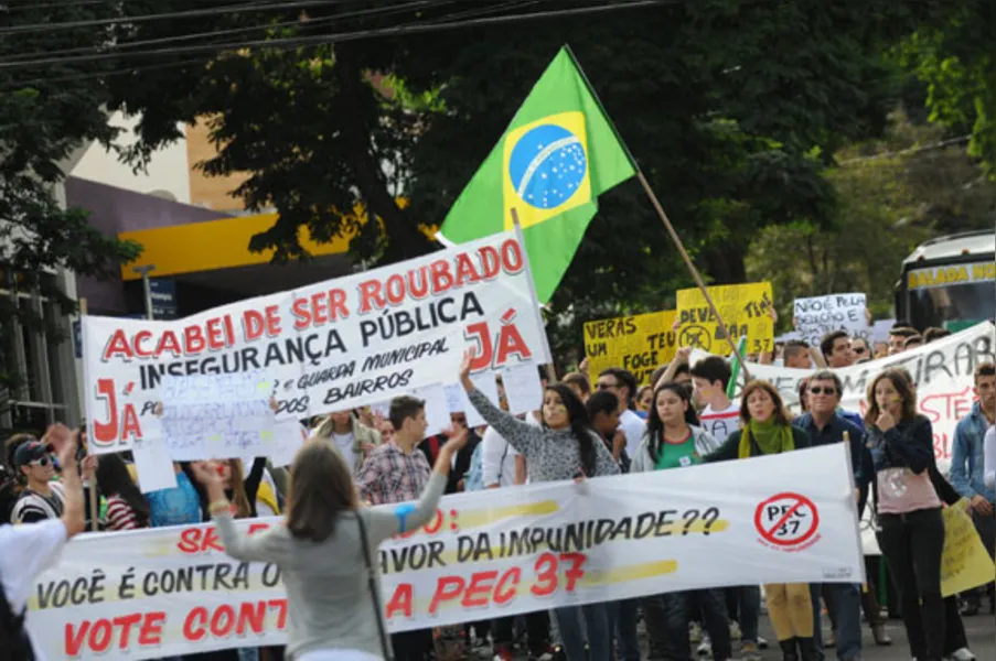 Marcha volta a colorir as ruas de Londrina