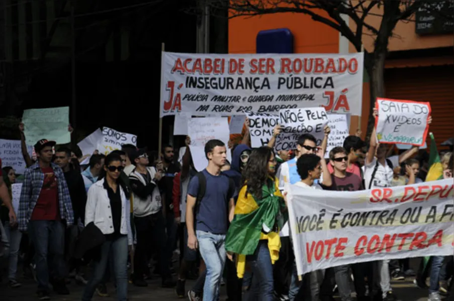 Marcha volta a colorir as ruas de Londrina