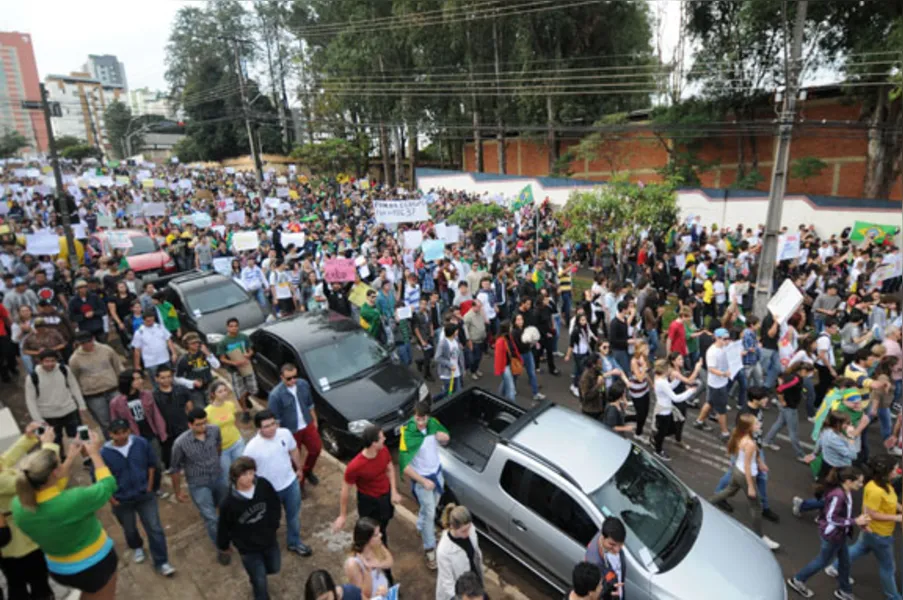 Marcha volta a colorir as ruas de Londrina