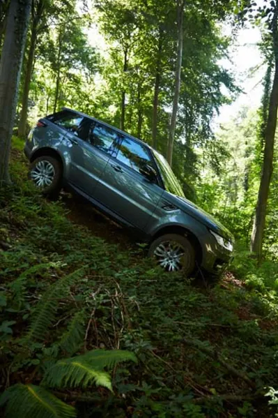 Novo Range Rover Sport está mais leve