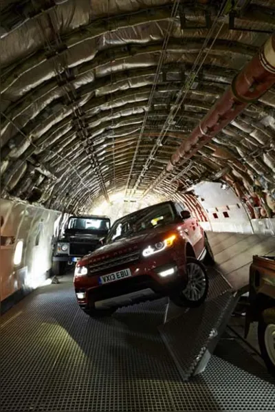 Novo Range Rover Sport está mais leve