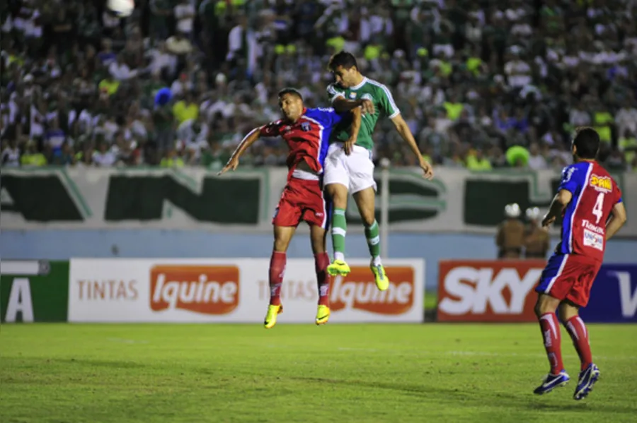 Sem empolgar, Palmeiras supera Guaratinguetá