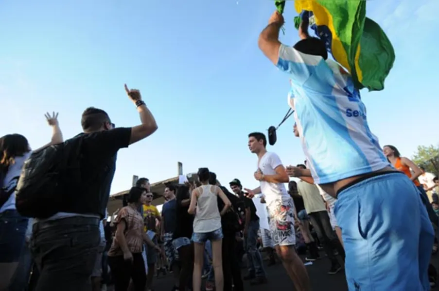 Protesto contra tarifa termina em confusão
