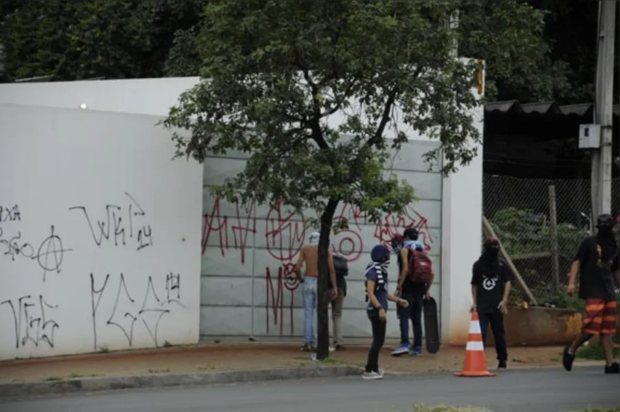 Entidades fazem segundo protesto contra tarifa de ônibus