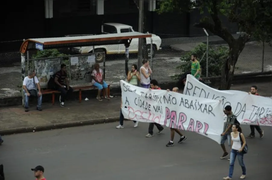 Entidades fazem segundo protesto contra tarifa de ônibus