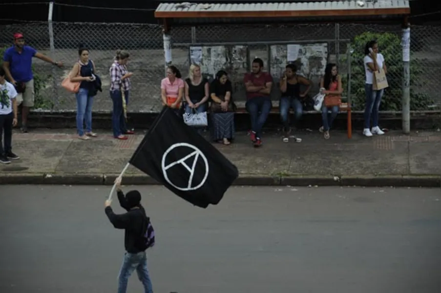 Entidades fazem segundo protesto contra tarifa de ônibus