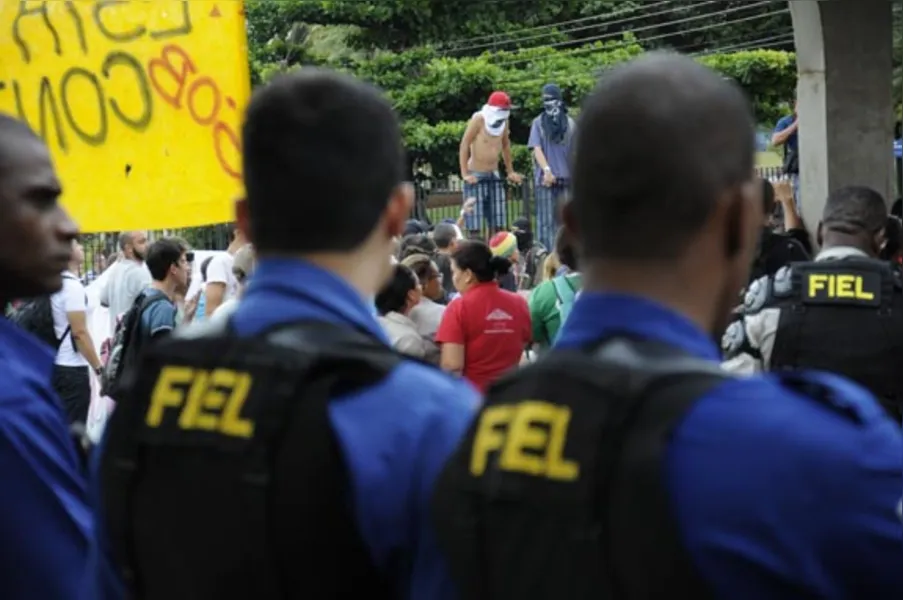 Entidades fazem segundo protesto contra tarifa de ônibus