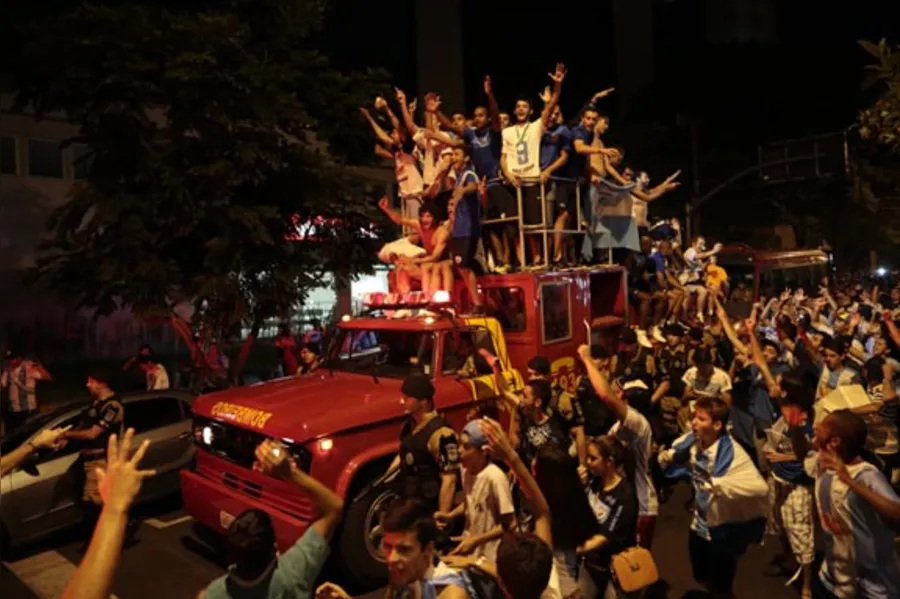 Confira, em imagens, a festa do título do Tubarão