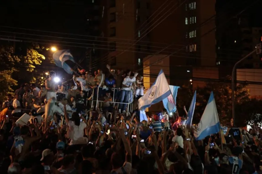 Confira, em imagens, a festa do título do Tubarão