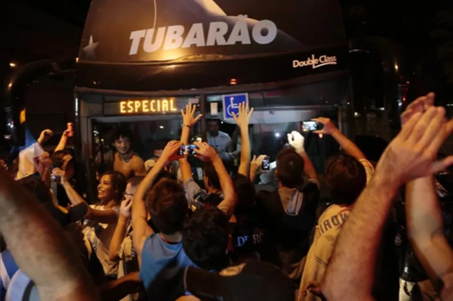 Confira, em imagens, a festa do título do Tubarão