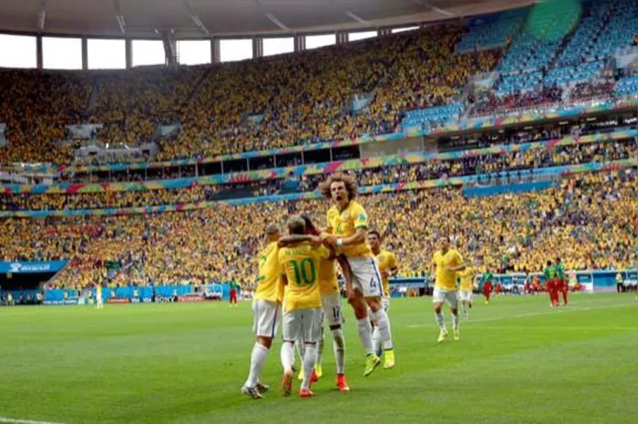 Confira, em imagens, a vitória do Brasil sobre Camarões