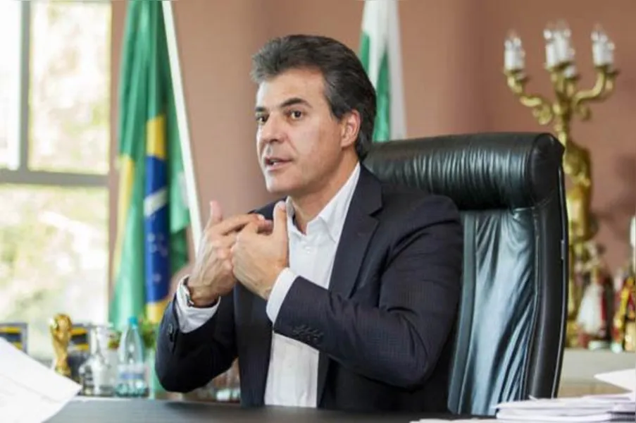ENTREVISTA - "Eles querem Estados e municípios de pires na mão"