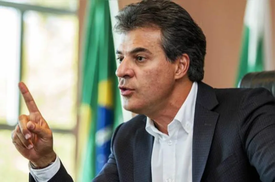 ENTREVISTA - "Eles querem Estados e municípios de pires na mão"