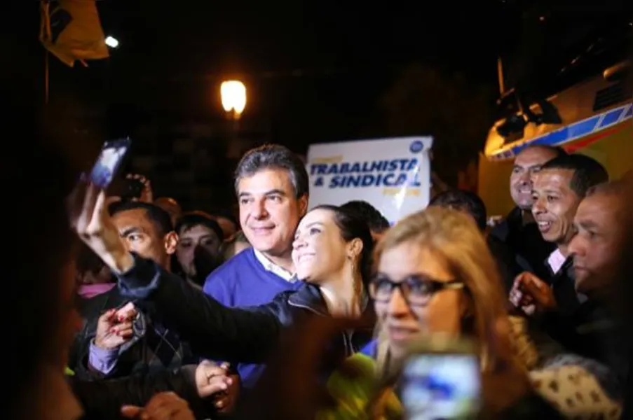 Beto Richa é reeleito em primeiro turno