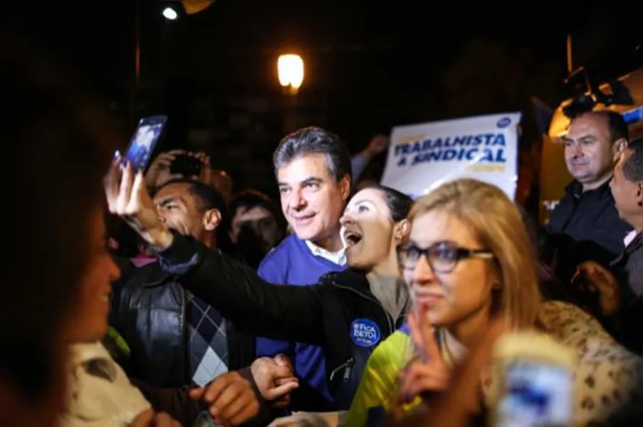 Beto Richa é reeleito em primeiro turno