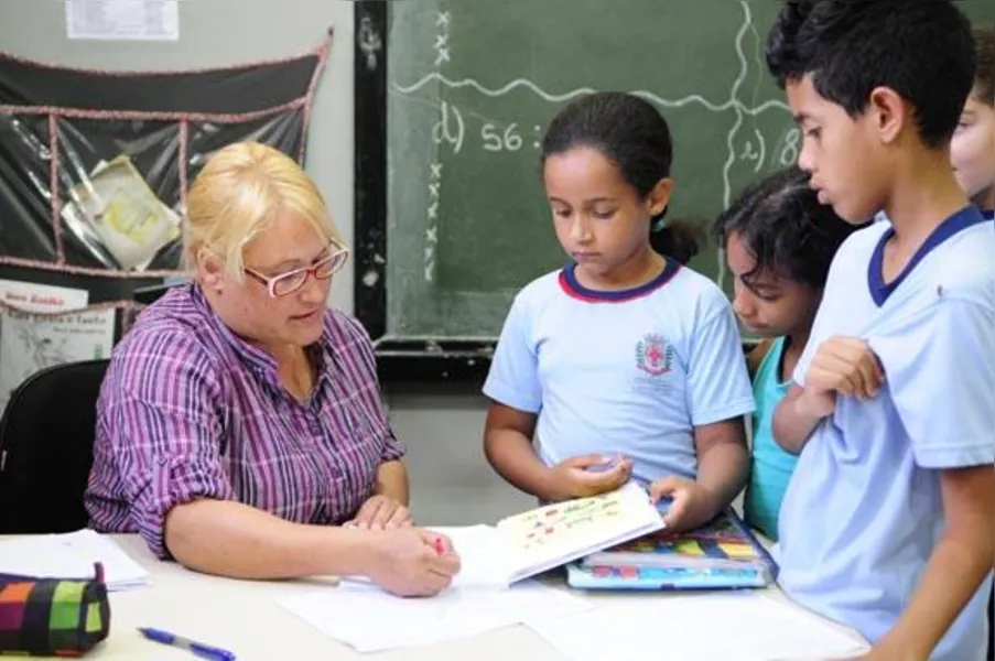 EDUCAÇÃO - Por uma escola nota 10