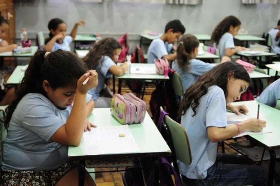 EDUCAÇÃO - Por uma escola nota 10