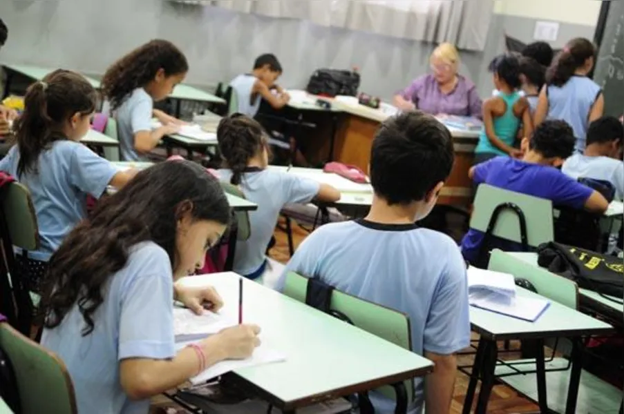 EDUCAÇÃO - Por uma escola nota 10