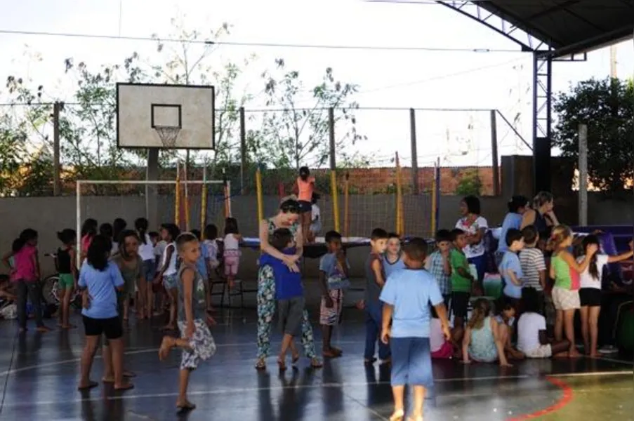 EDUCAÇÃO - Por uma escola nota 10