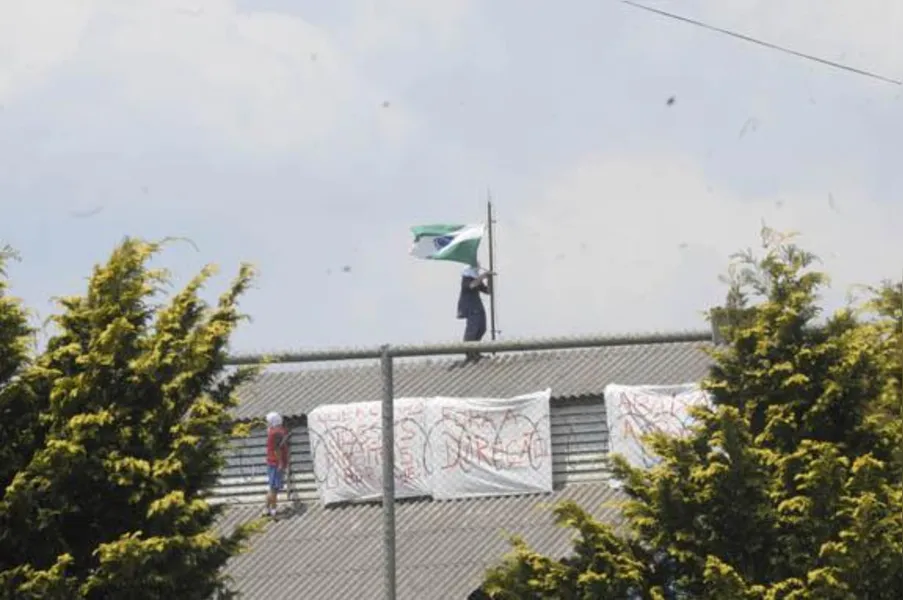Rebelados exigem troca do comando de penitenciária